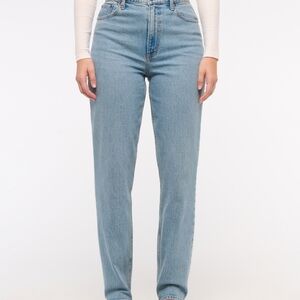 Abercrombie & Fitch Curve Love Ultra High Rise 90s Ankle Straight Jean